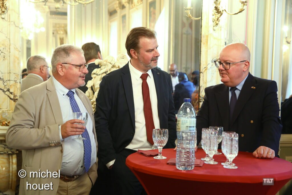 les consuls du corps consulaire